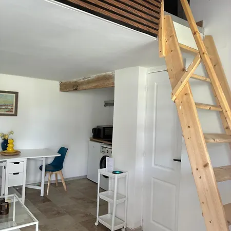 Apartment Equipe